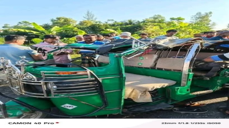 কবিরহাট-সোনাপুর সড়কে বাস সিন্ডিকেটের দৌরাত্ম্য: ধারাবাহিক দুর্ঘটনায় ক্ষোভ, নিহত ৯