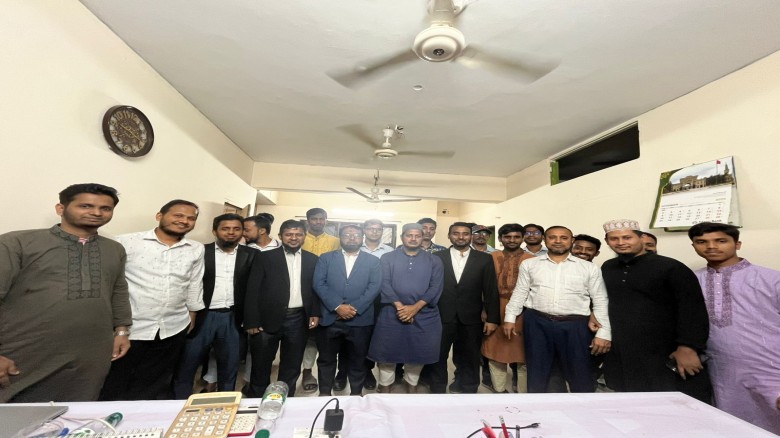 ঢাকায় যাত্রাবাড়িতে হাতিয়াবাসীর সাথে এড. মাহফুজুল হকের নির্বা