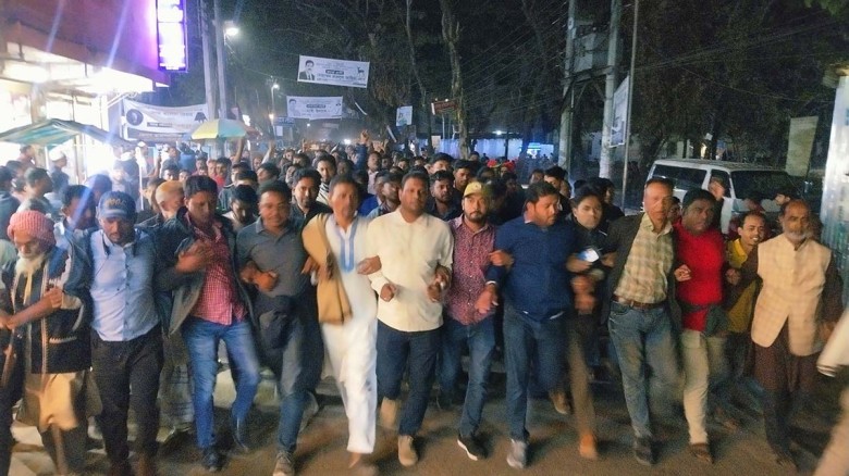 হাতিয়ায় ধানের শীষের পক্ষে বিশাল মিছিল