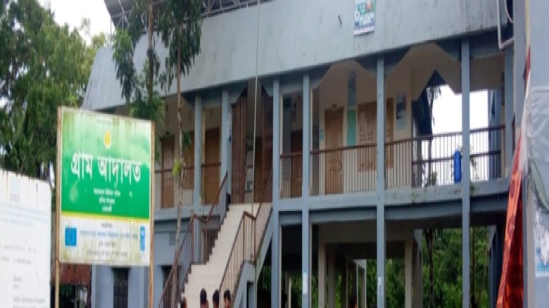 ভাঙনের মুখে সুইজ, হুমকিতে জাহাজমারাবাসীর জনজীবন